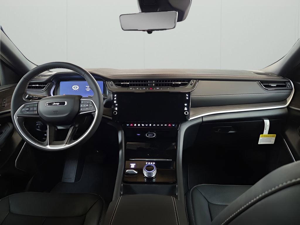 New 2026 Jeep Grand Cherokee L Limited image 12