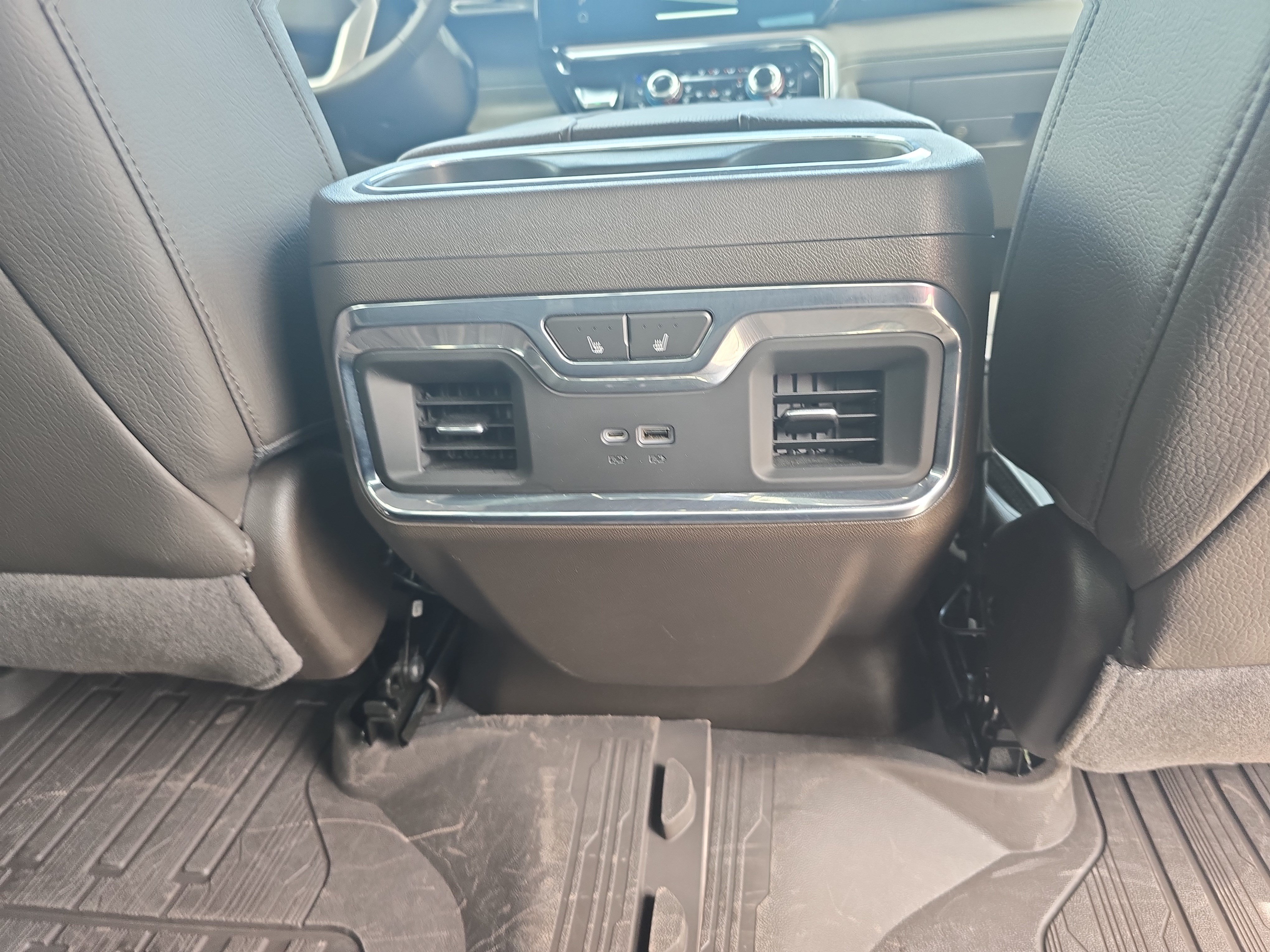Used 2023 GMC Sierra 1500 Denali AWD/4WD image 12
