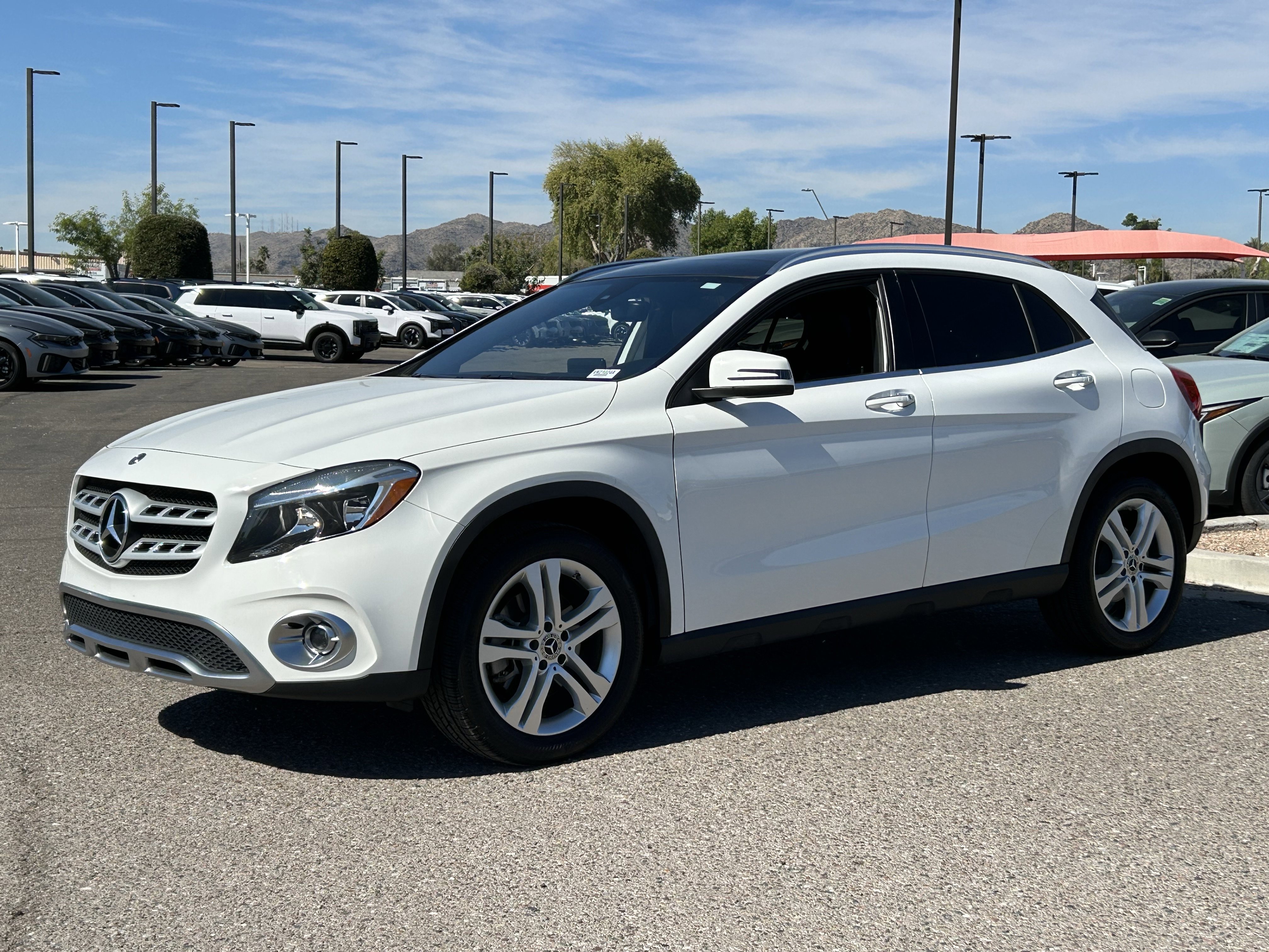 Used 2019 Mercedes-Benz GLA 250 4MATIC image 2