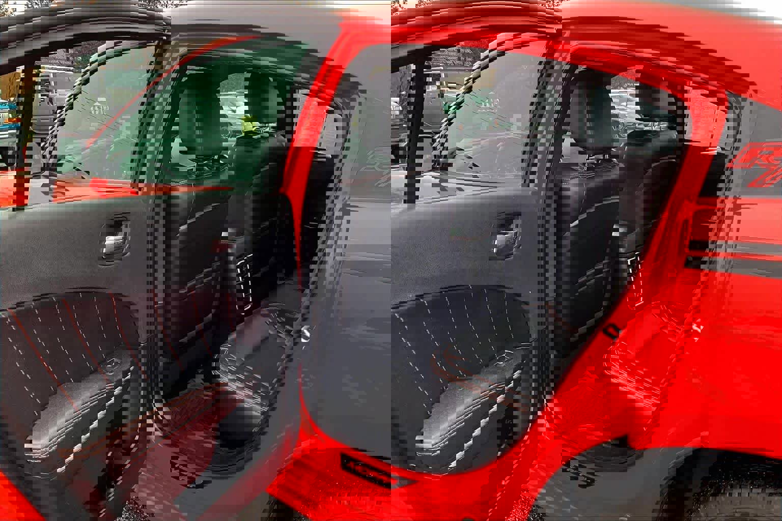 Used 2019 Dodge Charger R/T image 12