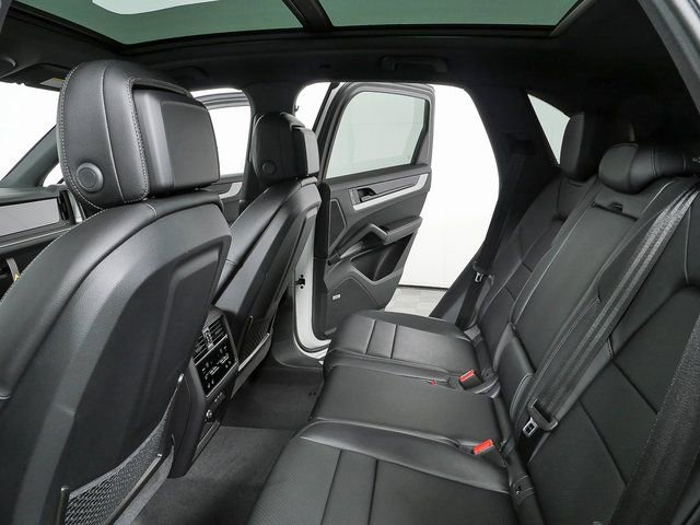New 2026 Porsche Cayenne AWD image 21