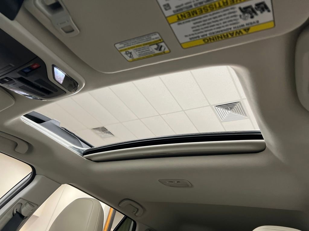 Certified 2025 Subaru Outback Limited image 23