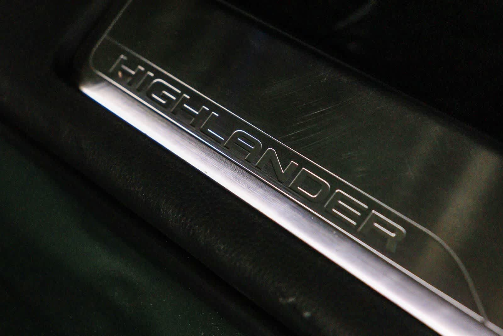 Used 2023 Toyota Highlander Platinum FWD image 42