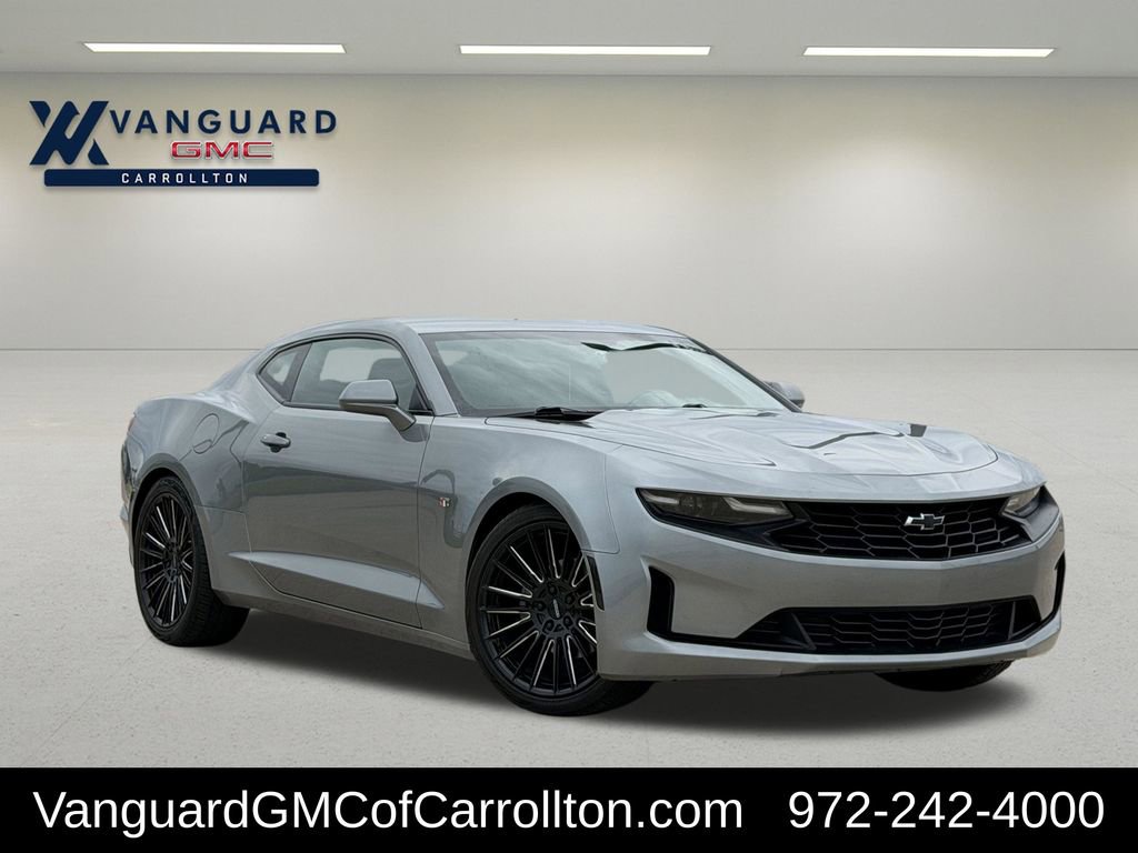 Used 2023 Chevrolet Camaro LT RWD image 1