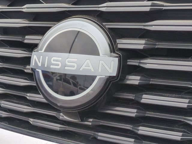 Used 2022 Nissan Rogue S AWD/4WD image 34