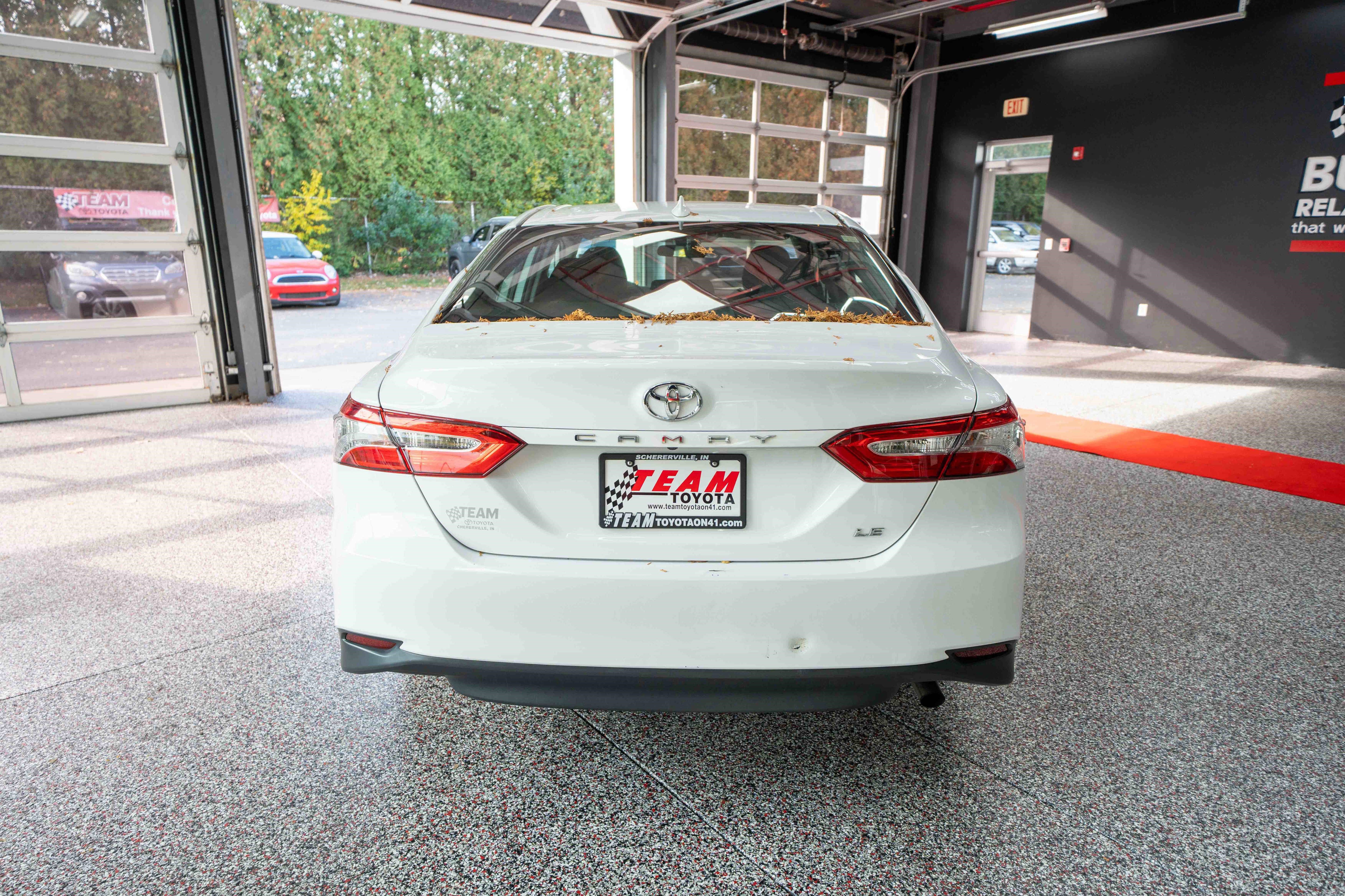 Used 2019 Toyota Camry LE image 3