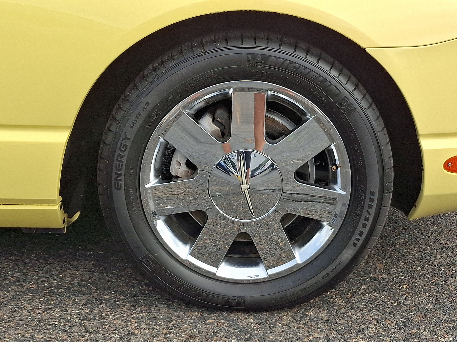 Used 2002 Ford Thunderbird RWD image 10
