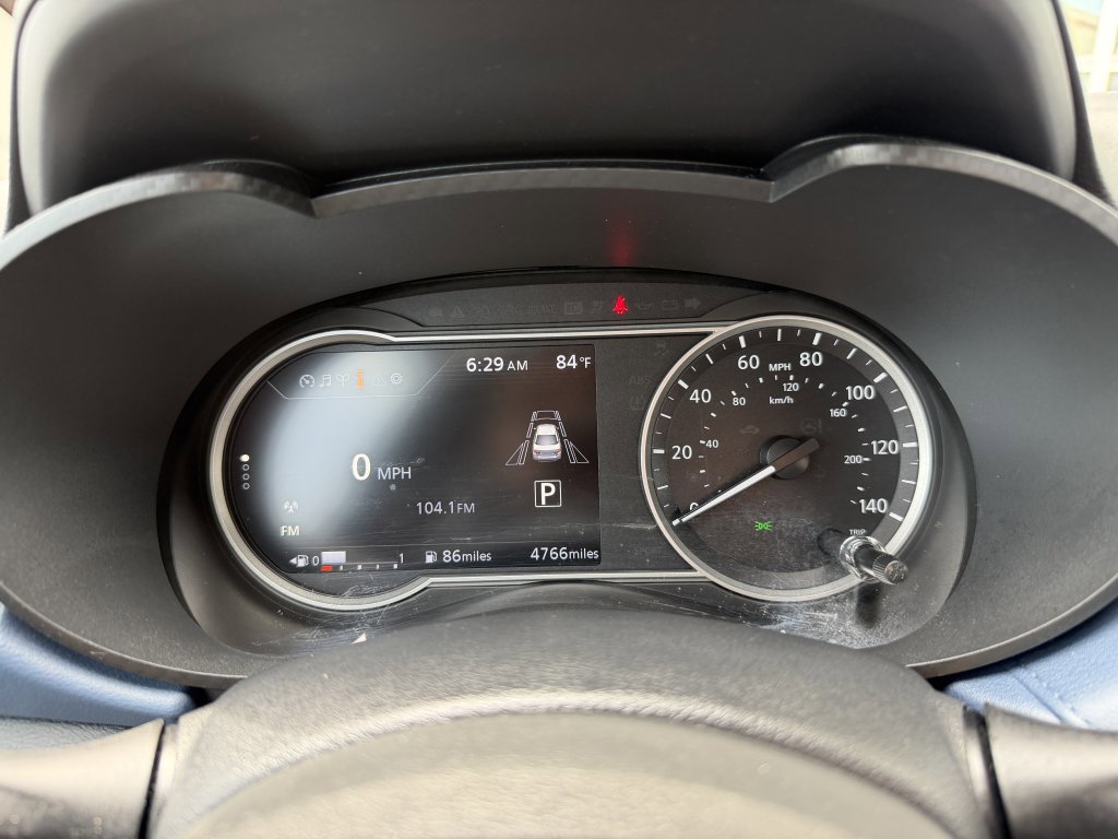 Used 2025 Nissan Versa SV w/ Trunk Package image 19