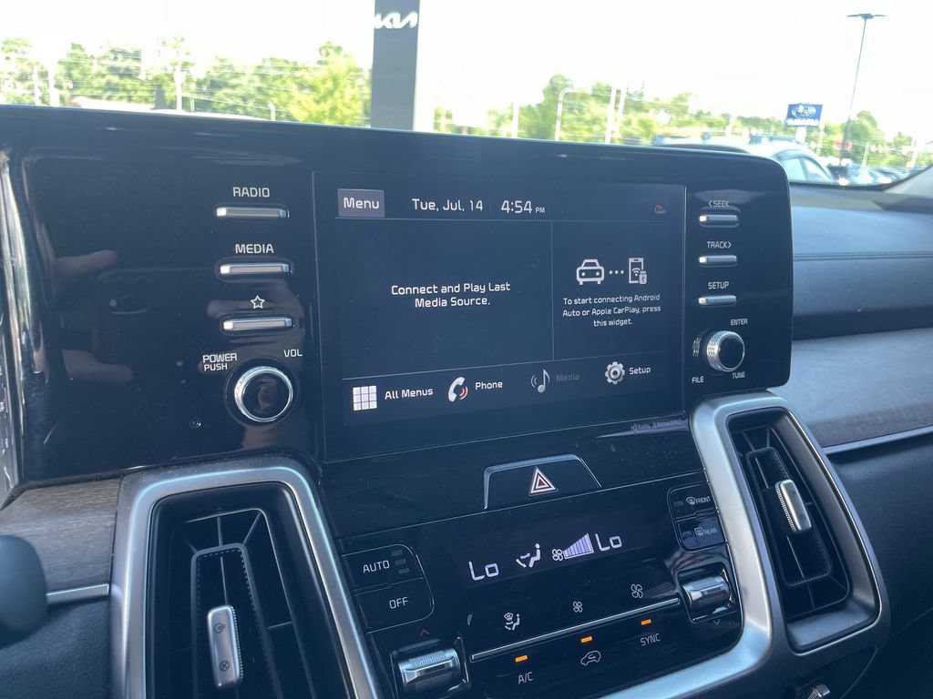 Used 2021 Kia Sorento EX w/ Panoramic Sunroof Package FWD image 11
