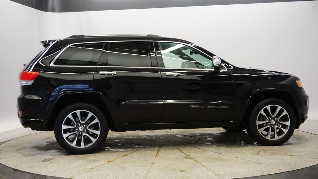 Certified 2017 Jeep Grand Cherokee Overland image 8