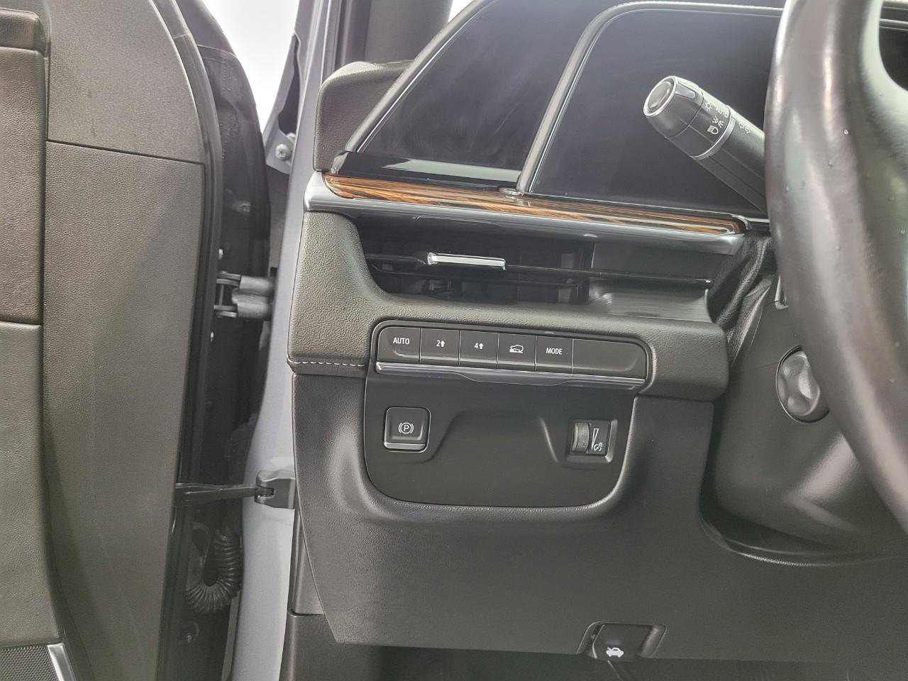Used 2021 Cadillac Escalade Premium Luxury image 10