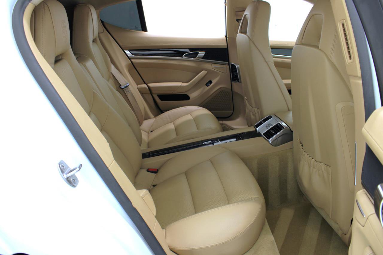 Used 2016 Porsche Panamera Edition image 45