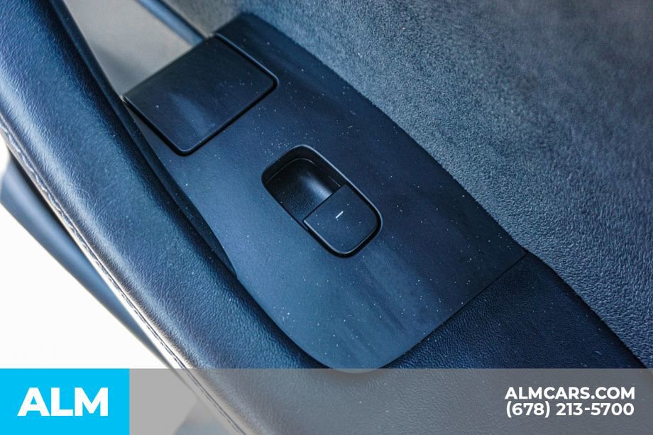 Used 2021 Tesla Model Y Long Range AWD/4WD image 53