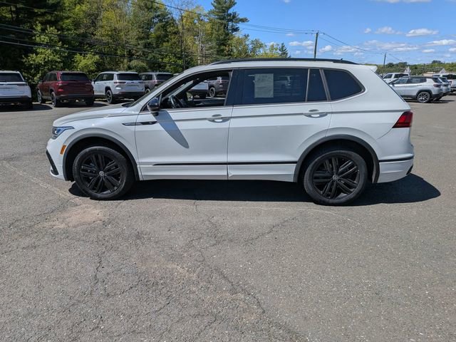 Used 2022 Volkswagen Tiguan SE R-Line AWD/4WD image 9