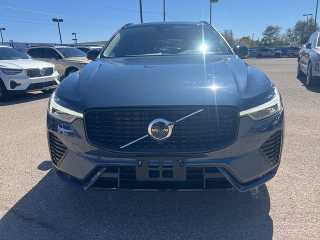 Used 2025 Volvo XC60 B5 Core image 8