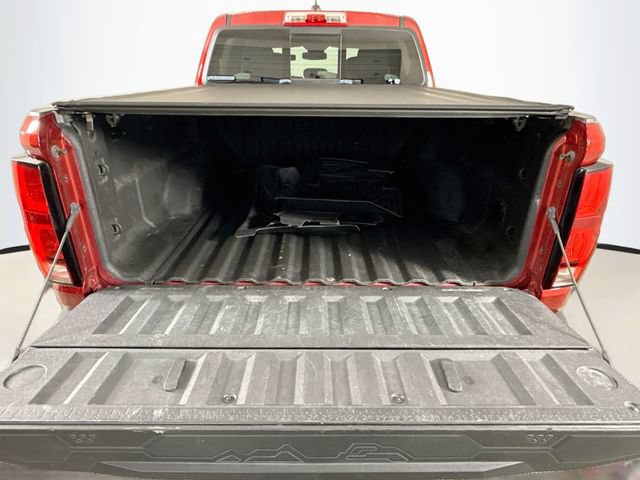 Used 2024 Chevrolet Colorado ZR2 w/ ZR2 Convenience Package III AWD/4WD image 25