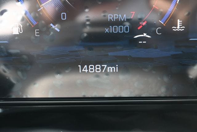 Used 2026 Chevrolet Suburban High Country AWD/4WD image 50