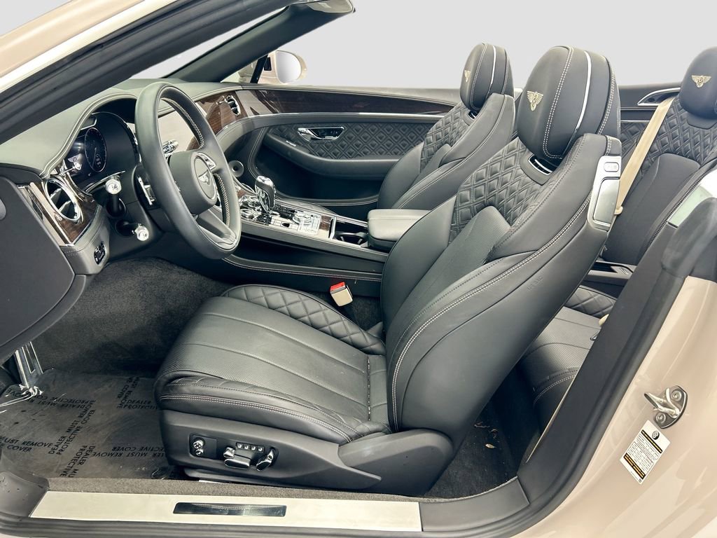 Used 2021 Bentley Continental GT image 26