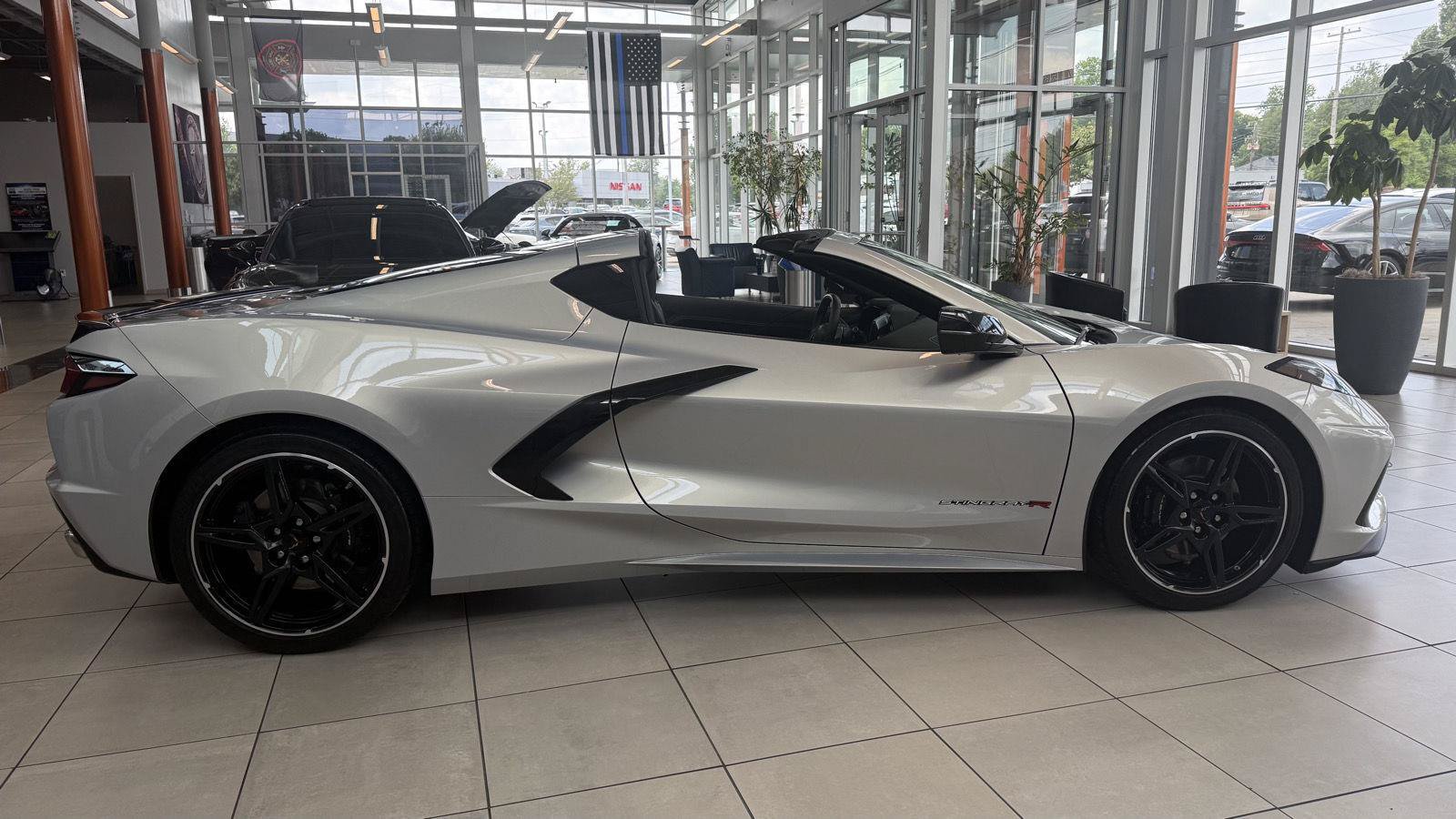 Used 2023 Chevrolet Corvette Stingray Coupe RWD image 4