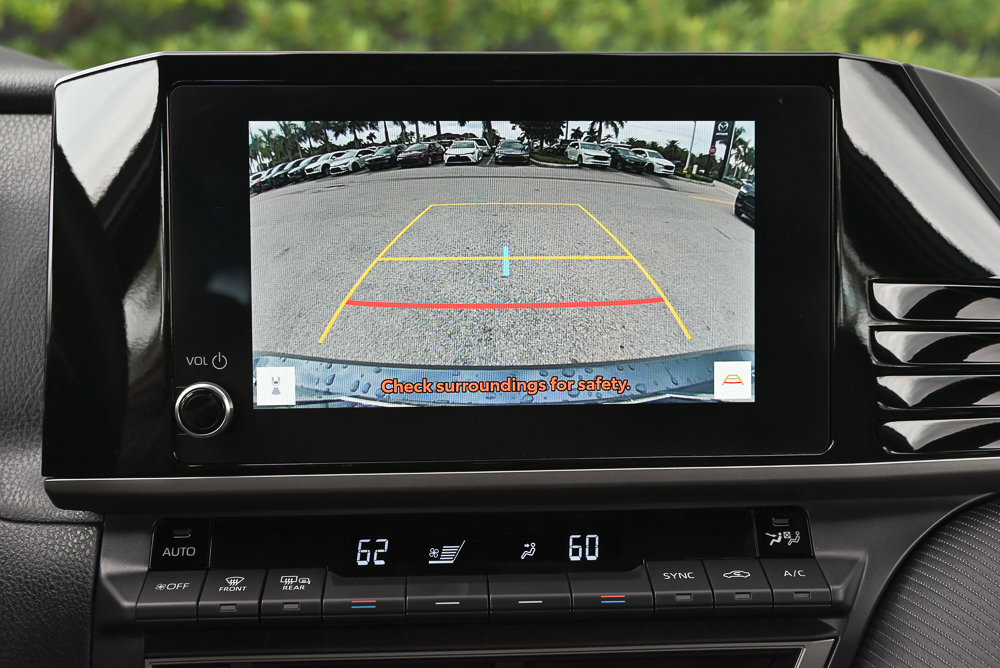 Used 2026 Toyota Camry SE FWD image 26