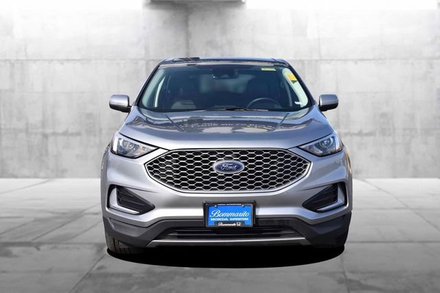Used 2024 Ford Edge SEL image 4