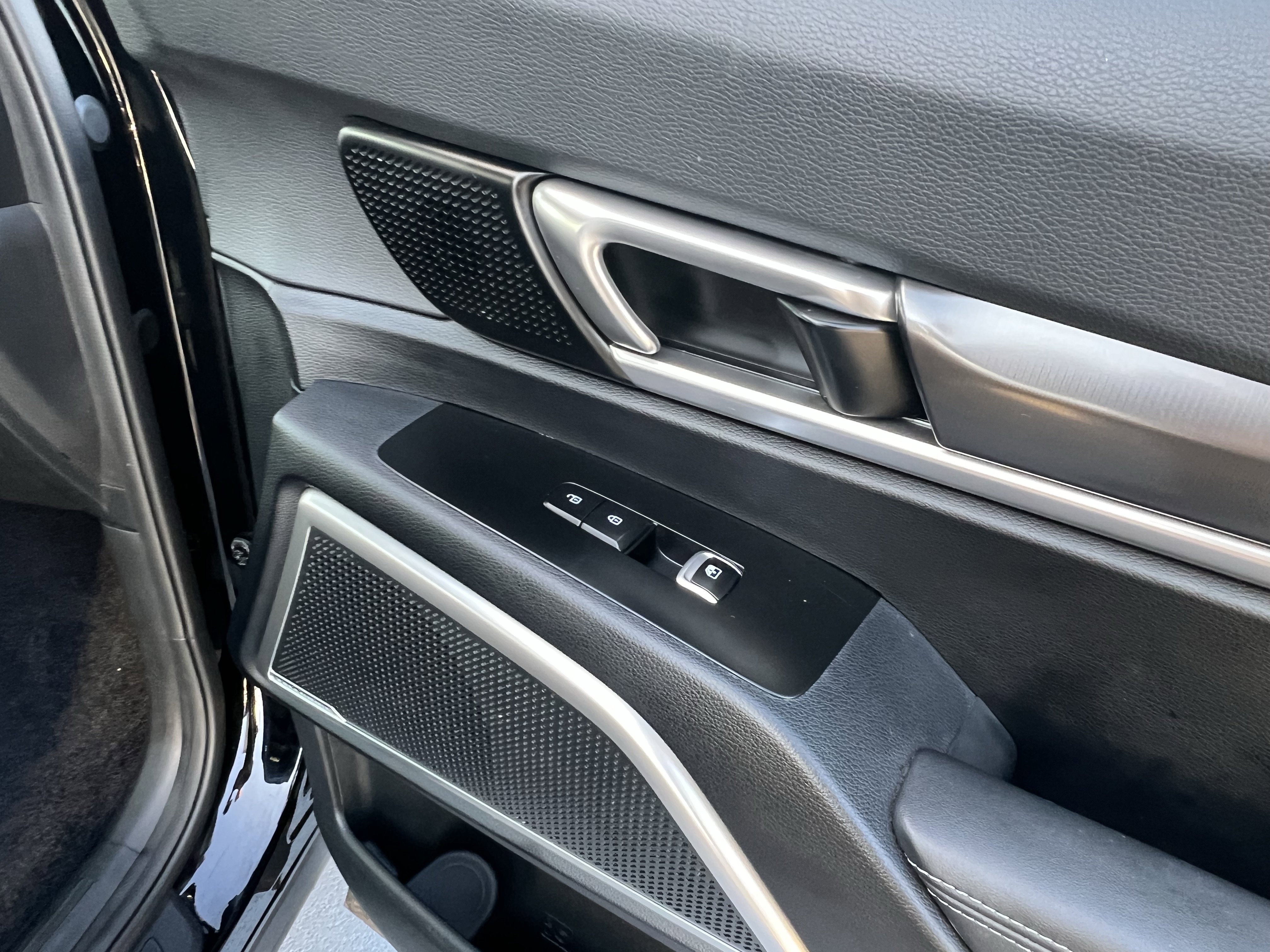 Certified 2023 Kia Telluride S image 15