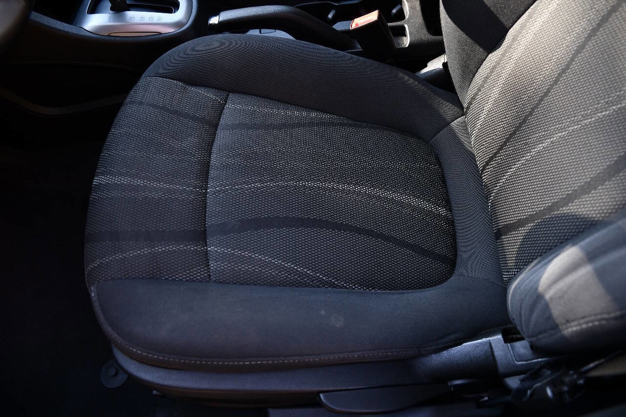 Used 2014 Chevrolet Sonic LT w/ LT Spring Promotional Package image 11