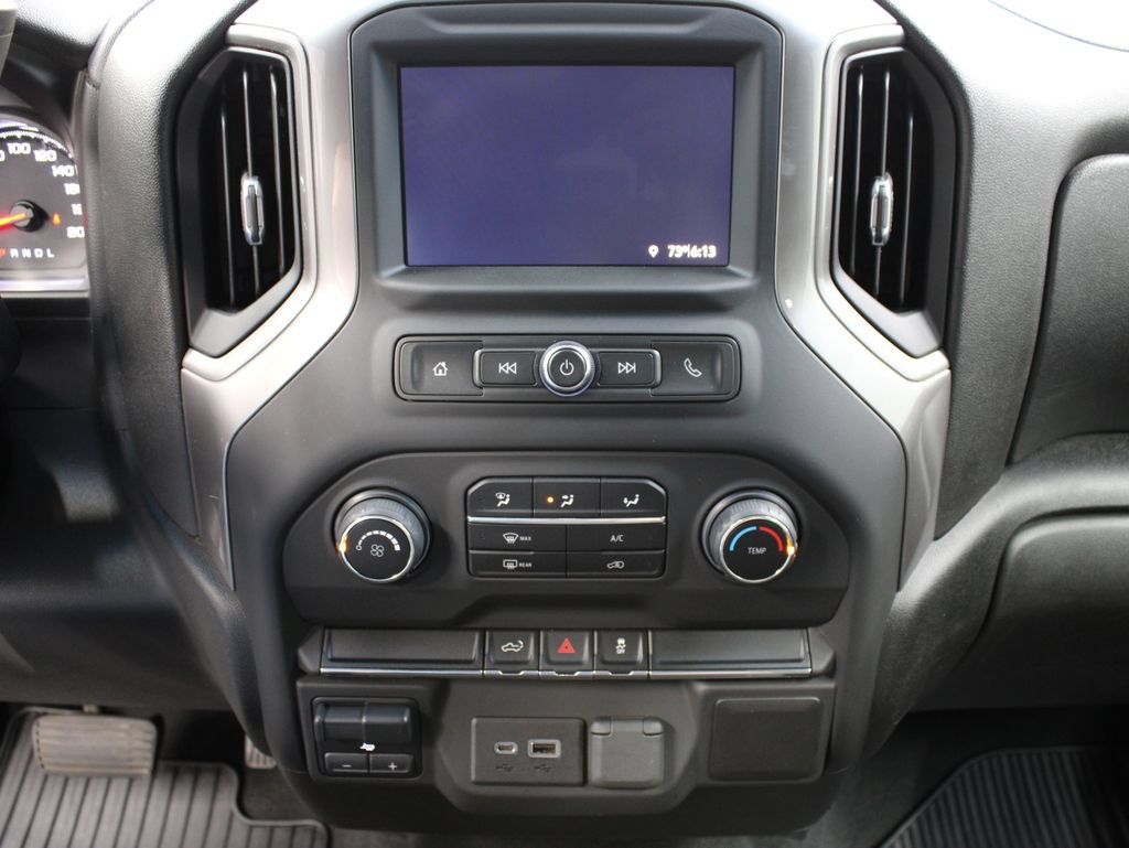 Used 2021 Chevrolet Silverado 1500 Custom AWD/4WD image 16