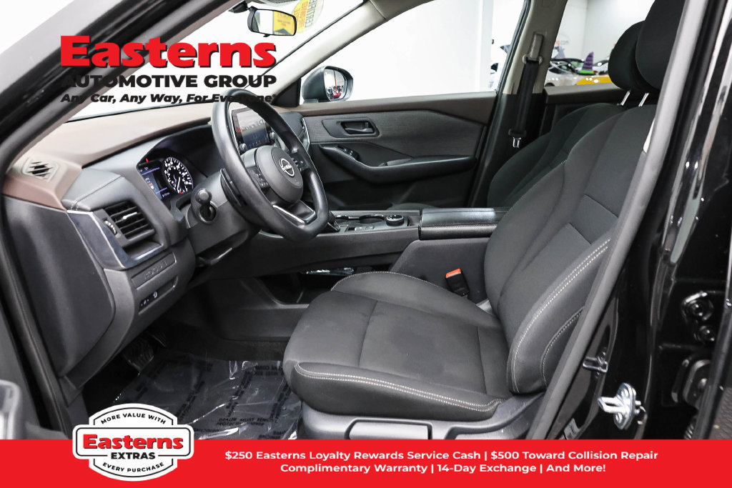 Used 2023 Nissan Rogue S AWD/4WD image 15