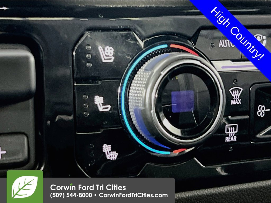 Used 2024 Chevrolet Silverado 3500 High Country w/ High Country Premium Package AWD/4WD image 23