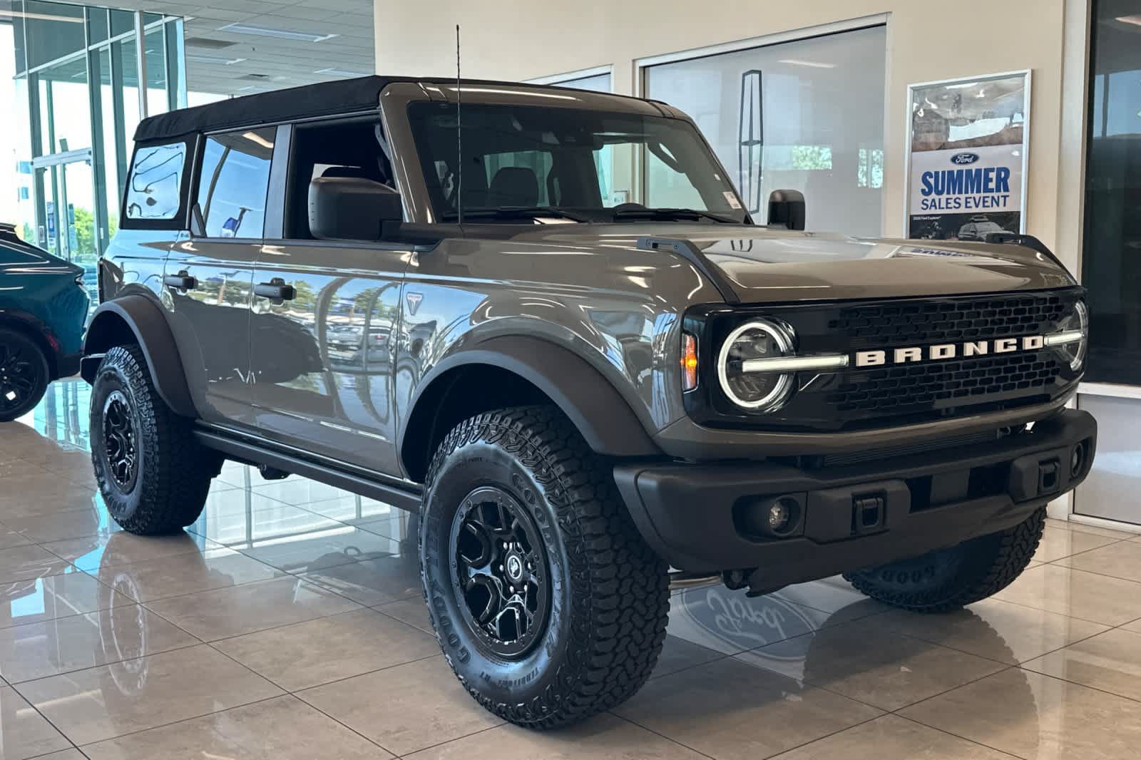 New 2026 Ford Bronco Badlands w/ Wildtrak Package AWD/4WD image 10