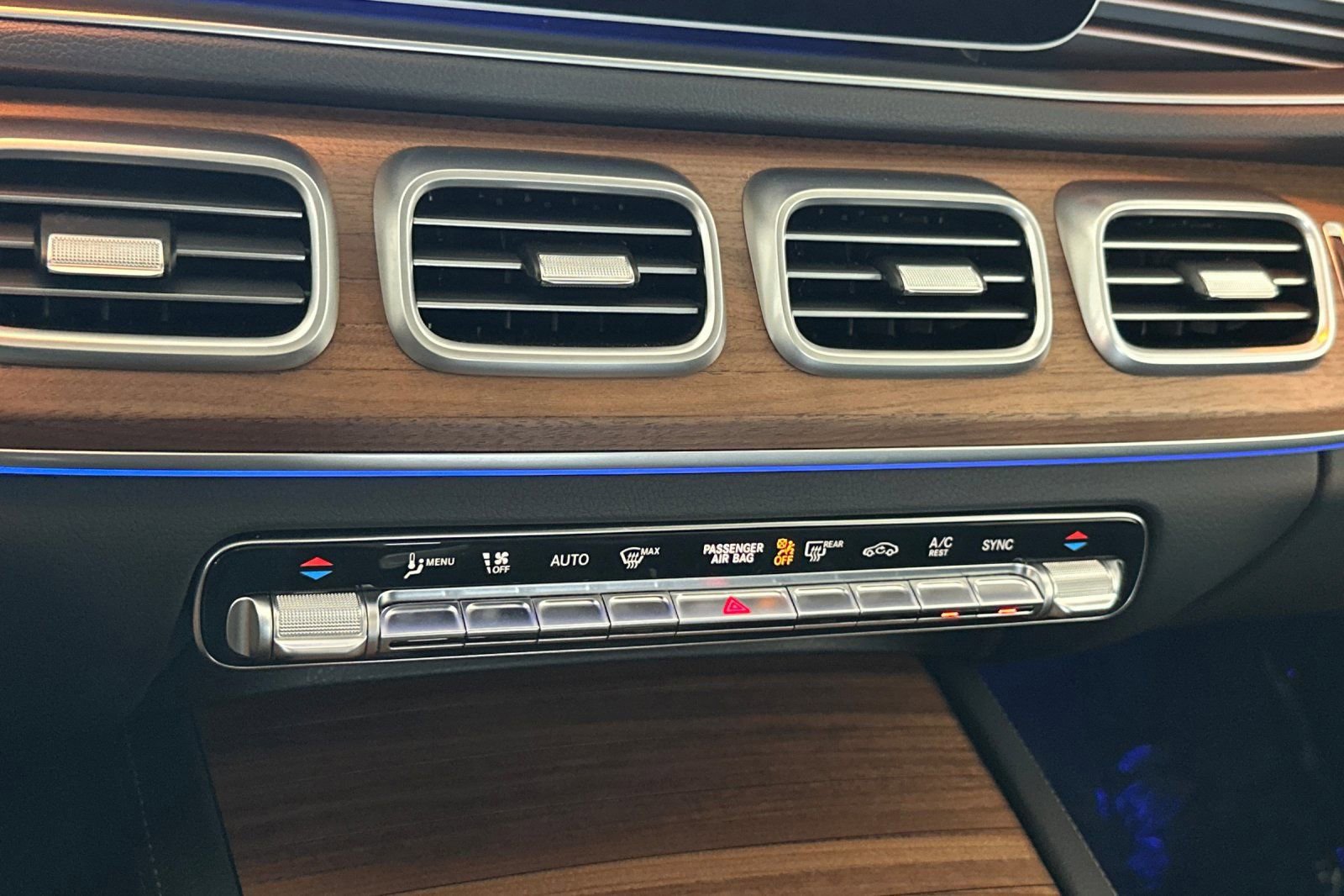 Certified 2026 Mercedes-Benz GLE 350 4MATIC image 30