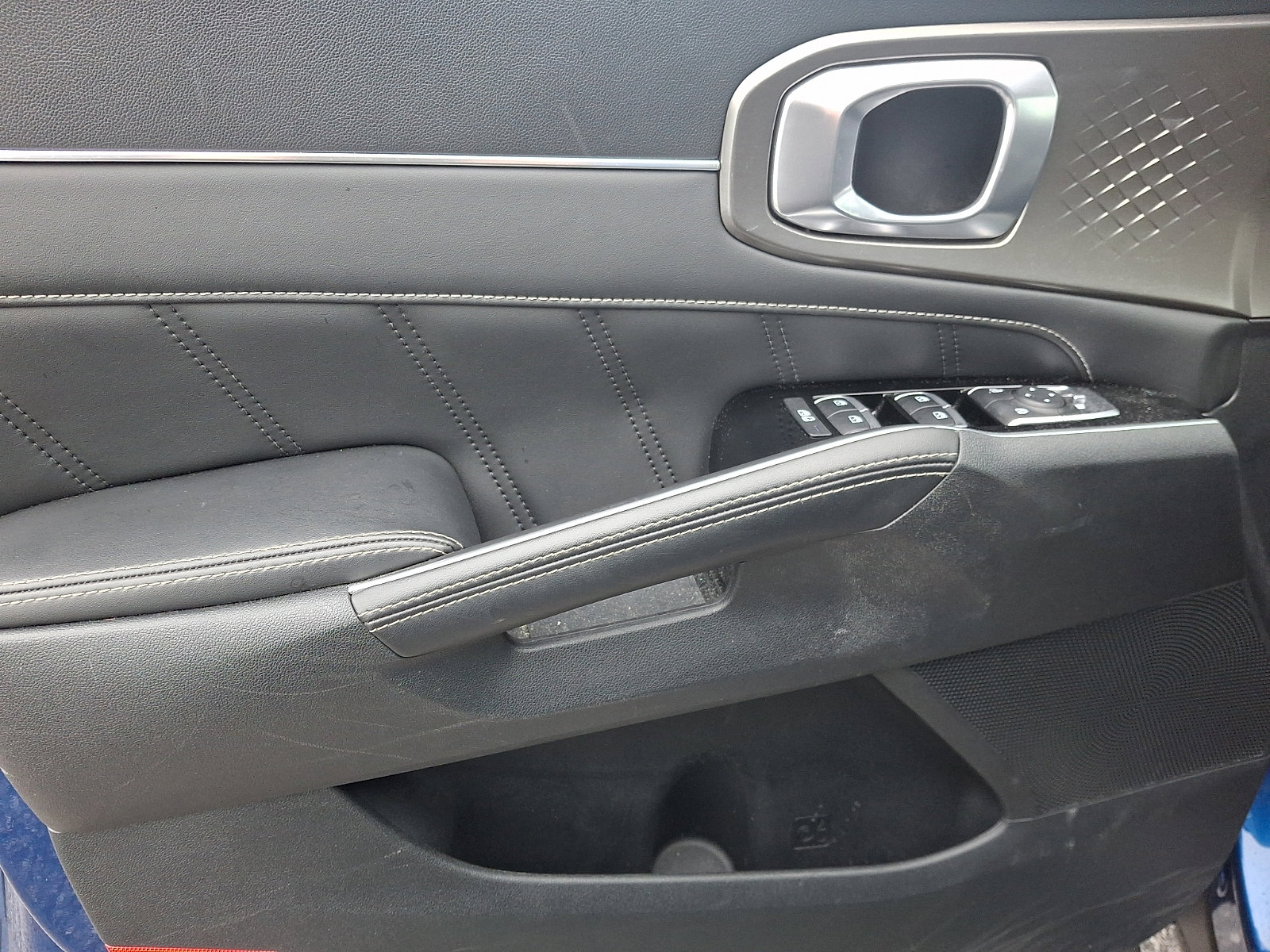 Used 2022 Kia Sorento SX image 12