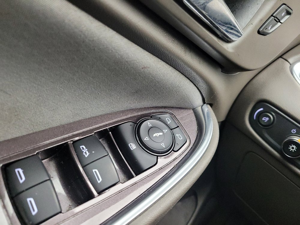 Used 2020 Chevrolet Malibu LT FWD image 27