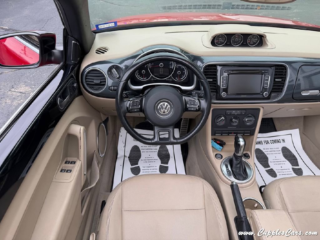 Used 2013 Volkswagen Beetle 2.0T image 15