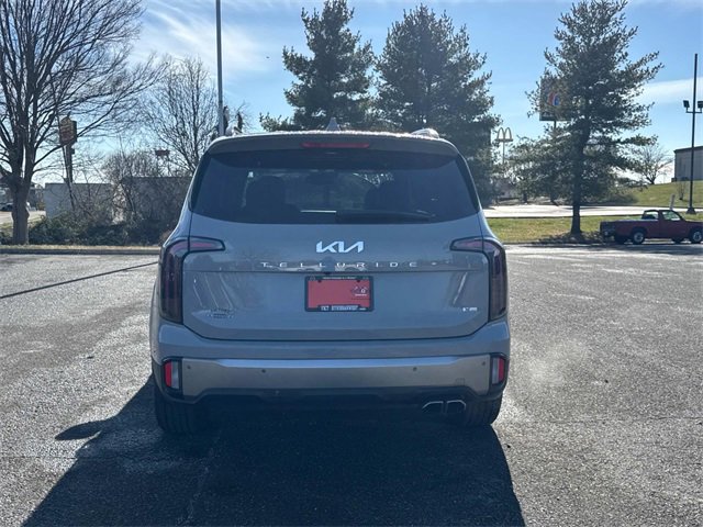 Used 2023 Kia Telluride EX X-Line image 5