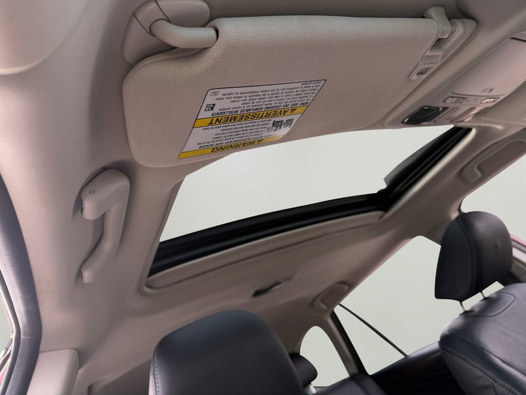 Used 2017 Subaru Outback 3.6R Limited image 7