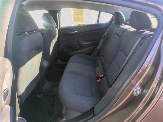Used 2019 Chevrolet Cruze LT w/ Convenience Package image 17