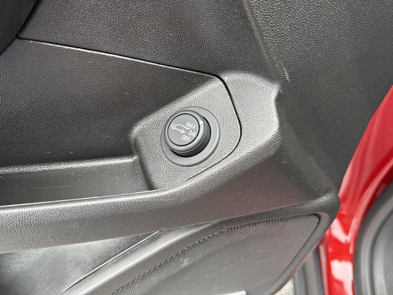 Used 2024 GMC Terrain AT4 w/ Infotainment Package II image 18