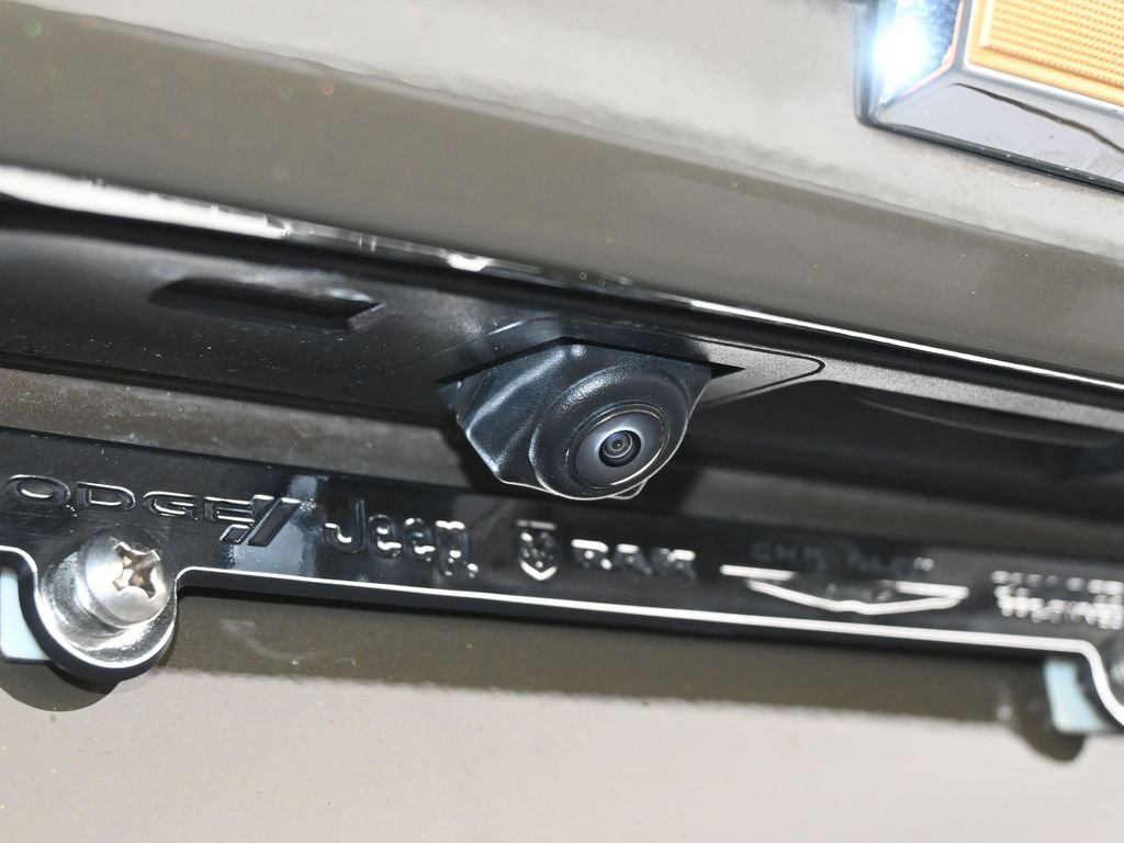 Used 2024 Chevrolet Trax LS w/ LS Convenience Package FWD image 33
