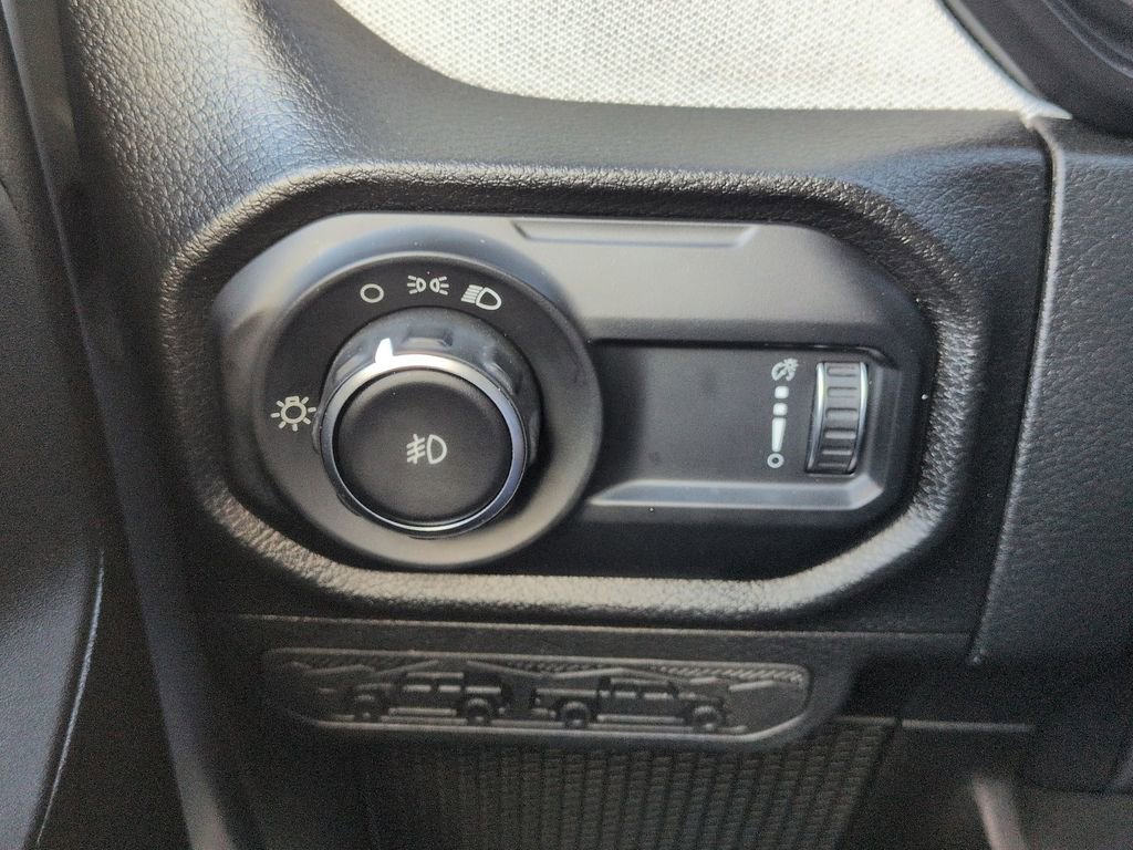 Used 2024 Jeep Wrangler Sport image 16