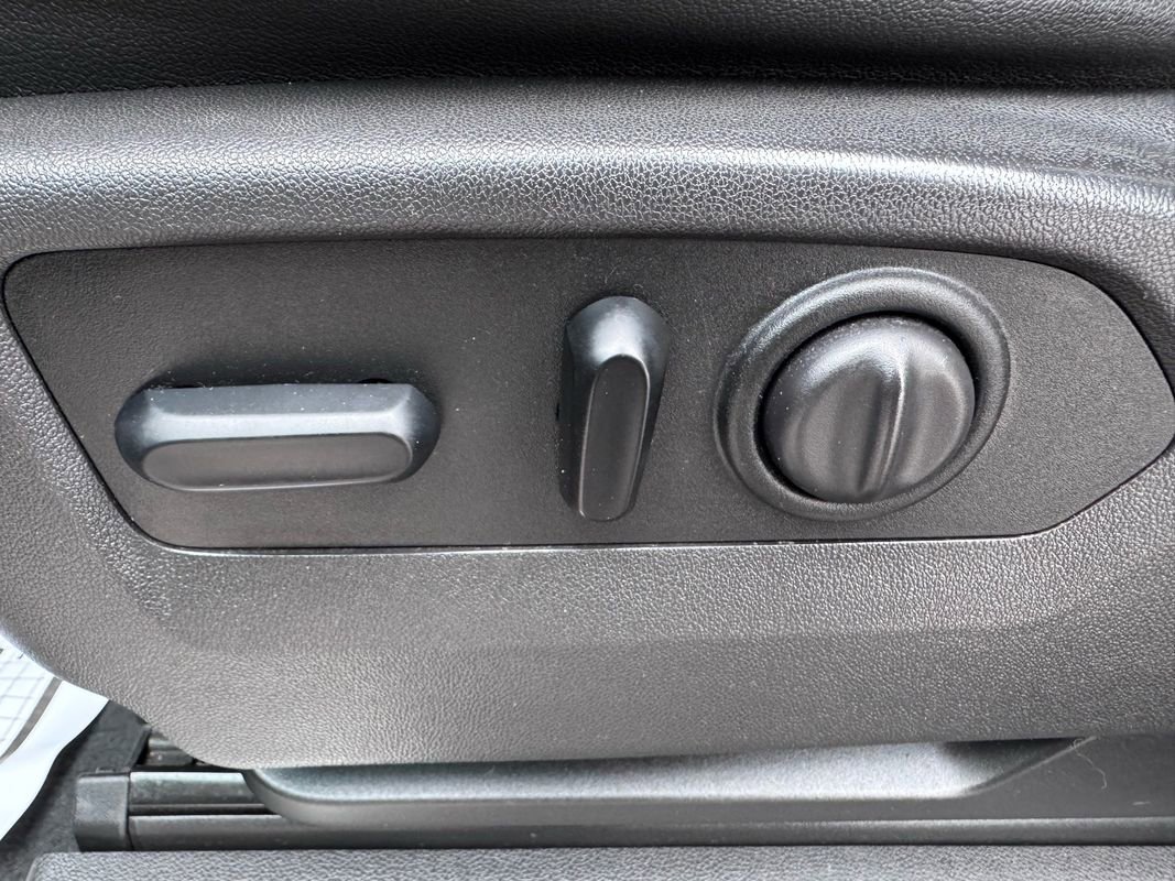 Used 2019 Chevrolet Silverado 1500 LTZ image 14