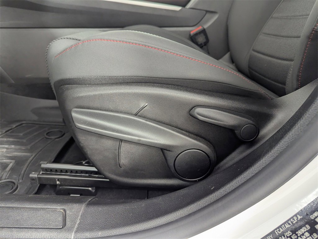 Used 2024 Dodge Hornet GT w/ GT Blacktop Package image 13