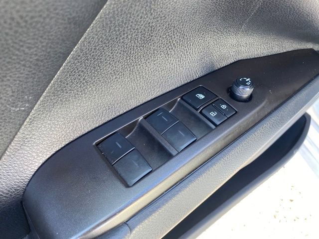 Used 2023 Toyota Camry SE image 15