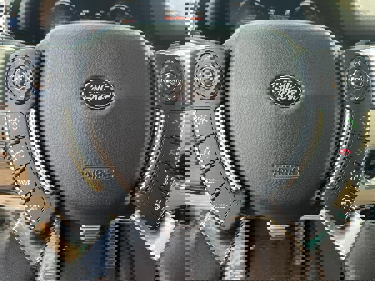 Used 2010 Land Rover Range Rover Supercharged image 15