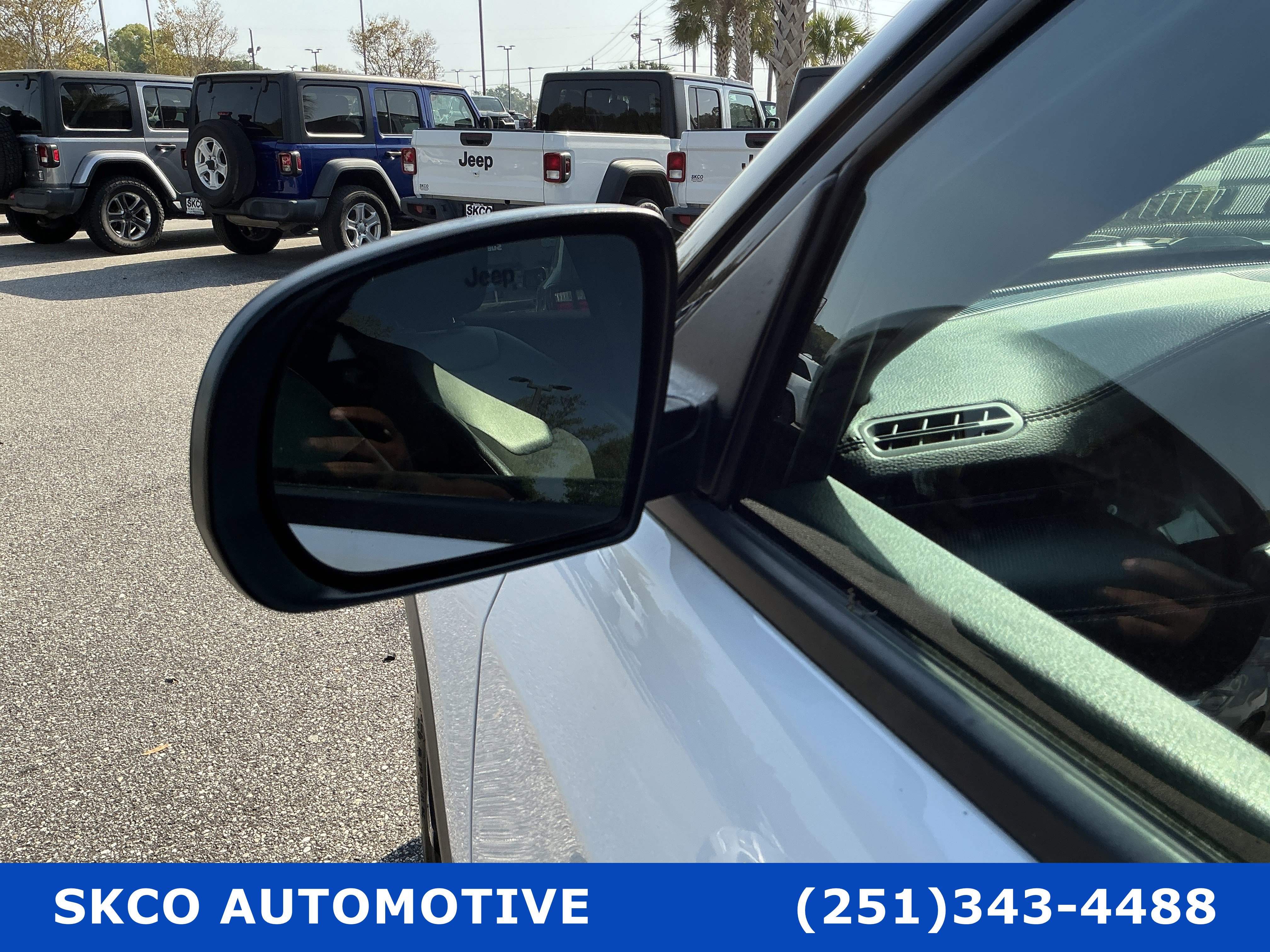 Used 2022 Jeep Compass Altitude image 10