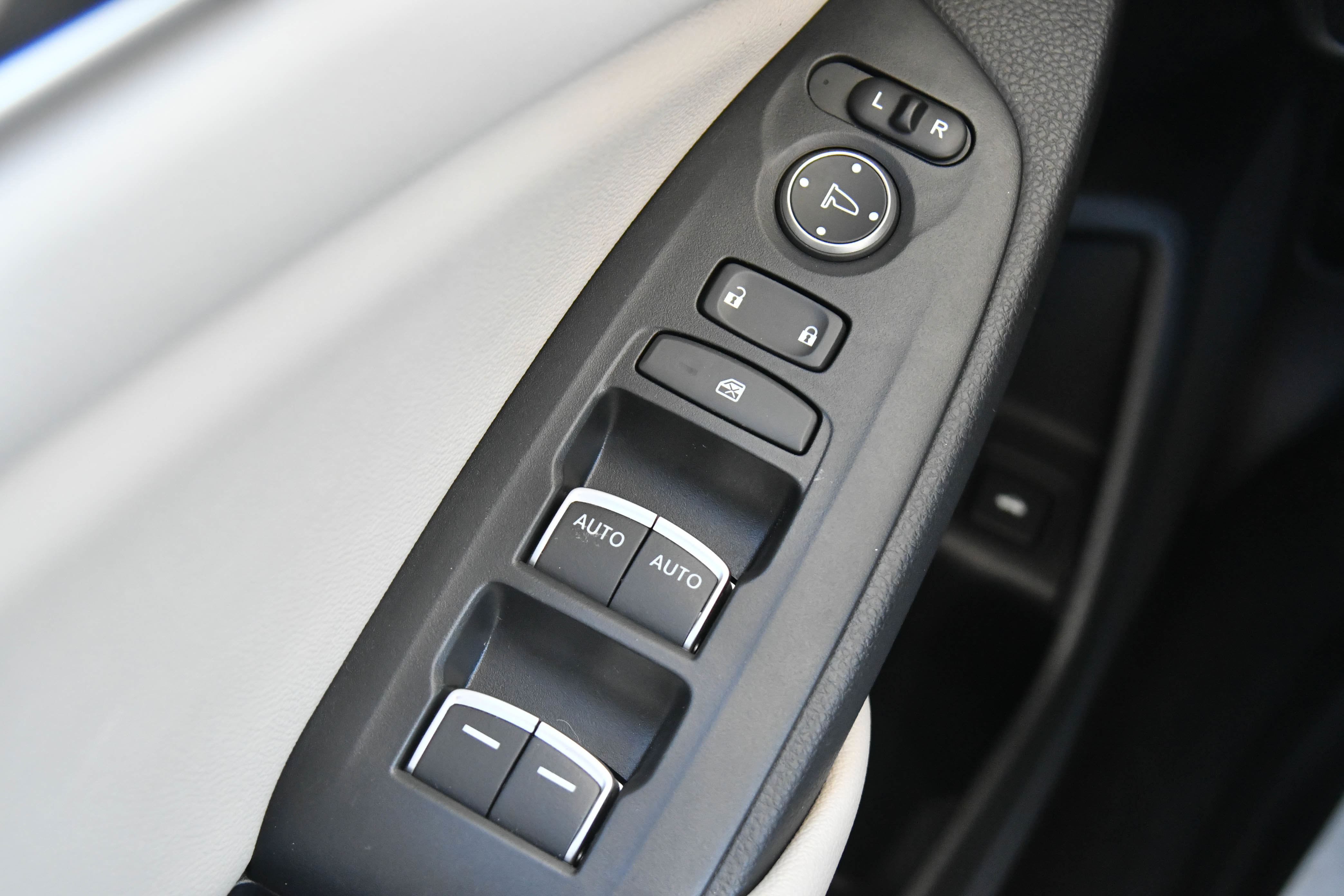 Used 2021 Honda Accord Hybrid image 33