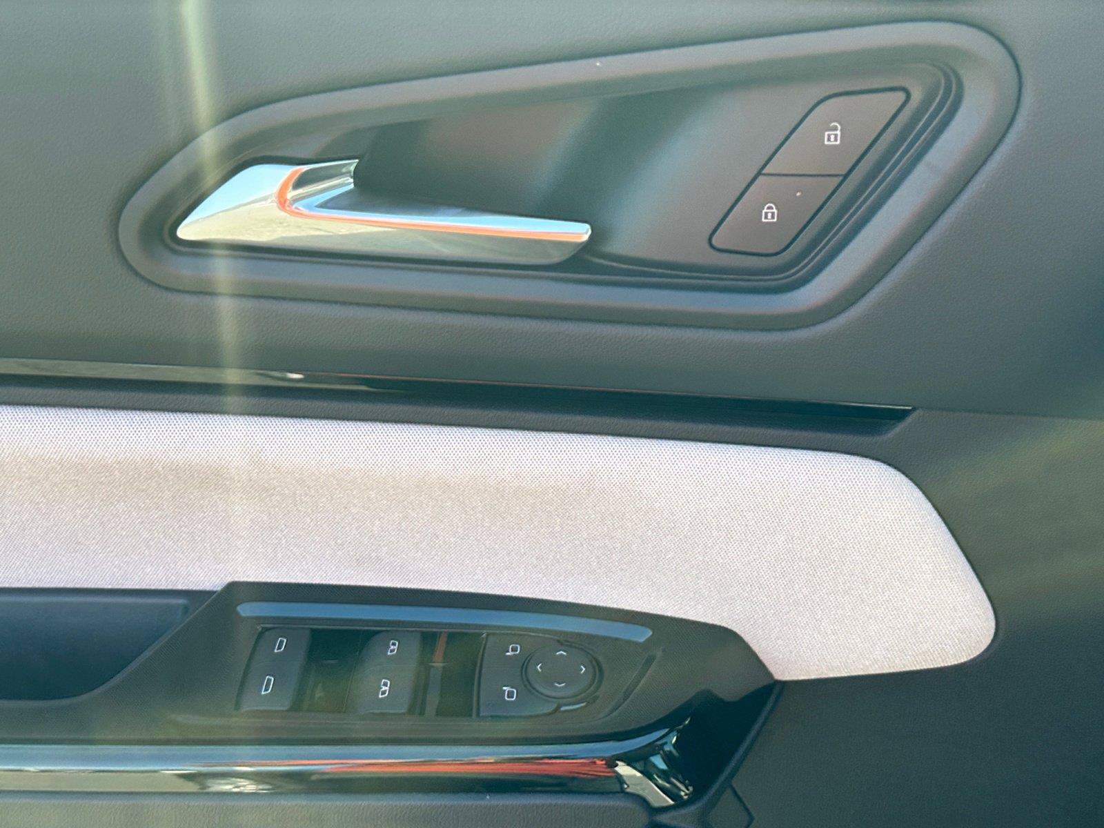 New 2026 Honda Prologue EX image 16