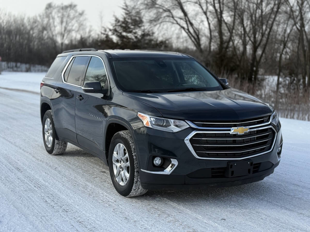 Used 2021 Chevrolet Traverse LT AWD/4WD image 2
