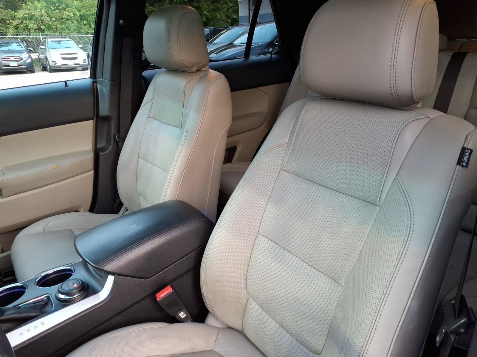 Used 2014 Ford Explorer Limited w/ Equipment Group 302A AWD/4WD image 12